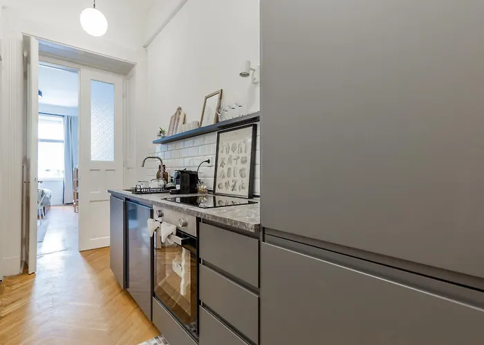 Tas Budapest